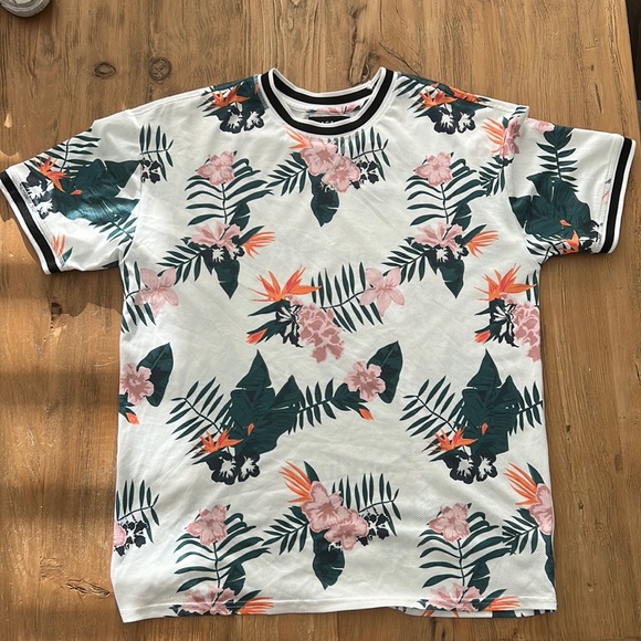 PacSun Shirts Pacsun Floral T Shirt Poshmark